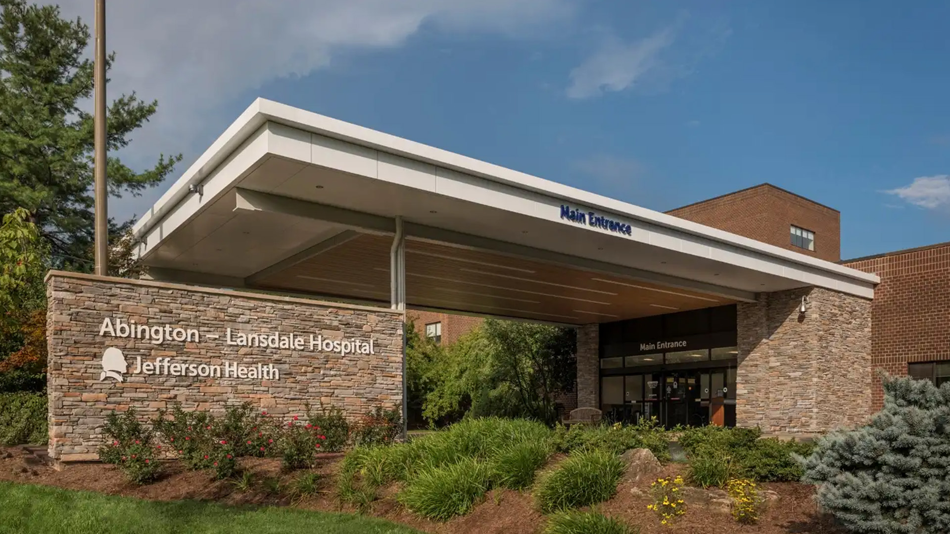 Exterior view of Jefferson Lansdale Hospital, which was originally North Penn Hospital.