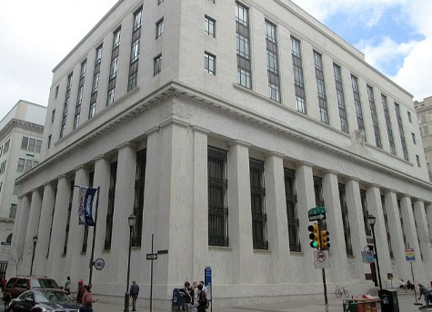 Old Federal Reserve Bank Building in Philadelphia (Credit: Wikipedia, Beyond My Ken)